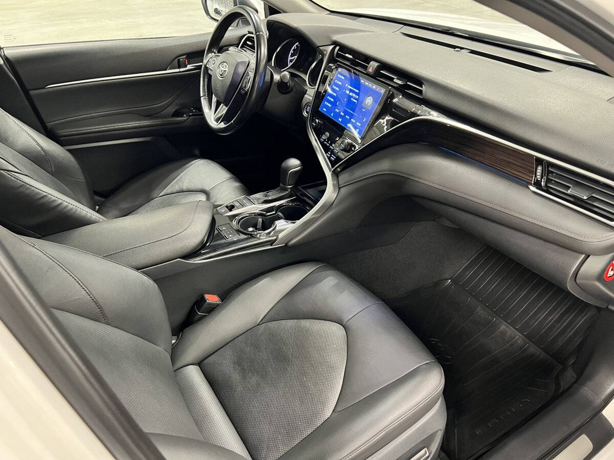 Toyota Camry, 2018 Фото №11
