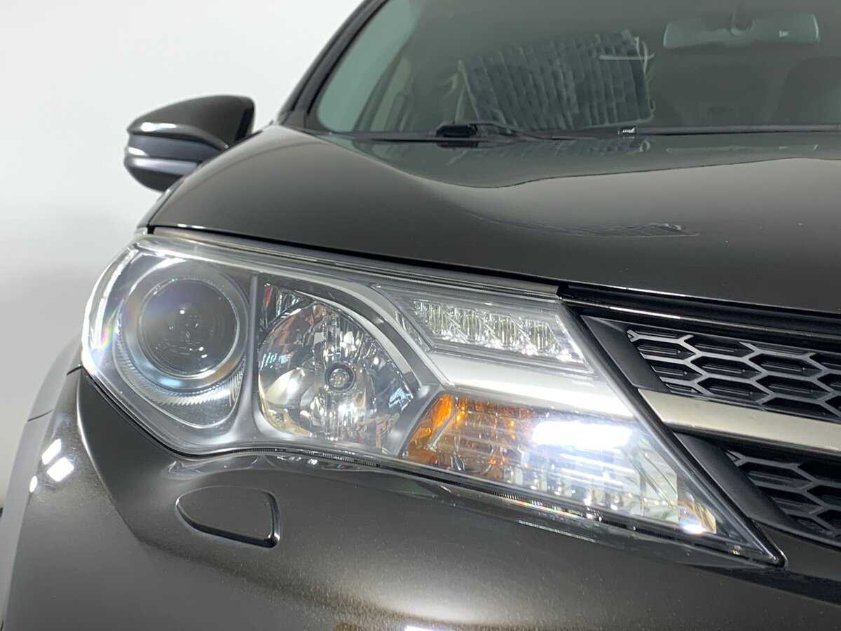 Toyota RAV4, 2014 Фото №10