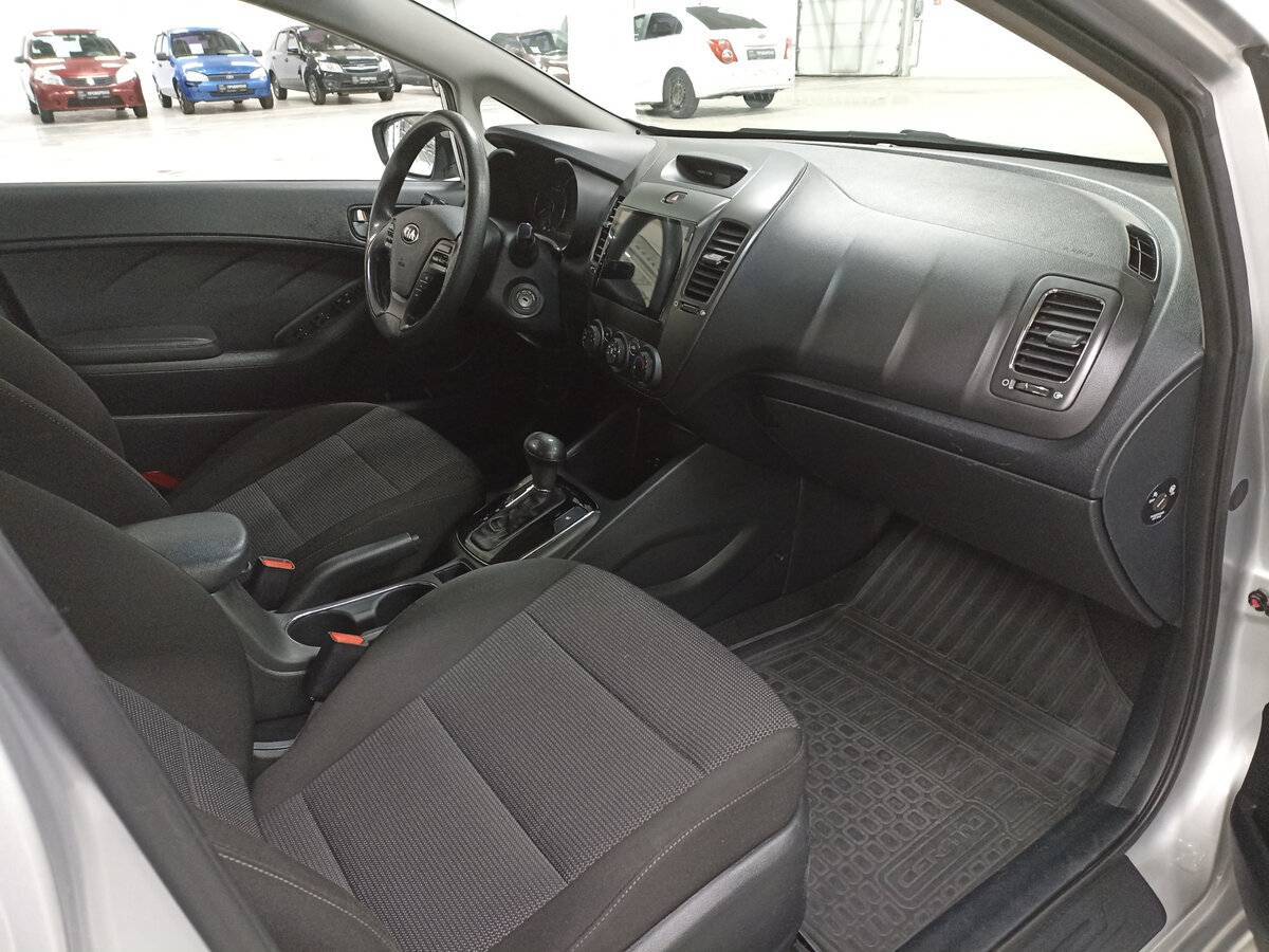 Kia Cerato, 2018 Фото №11