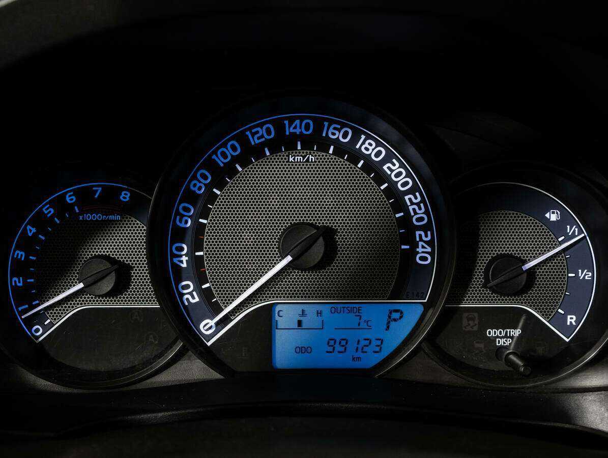 Toyota Corolla, 2014 Фото №13