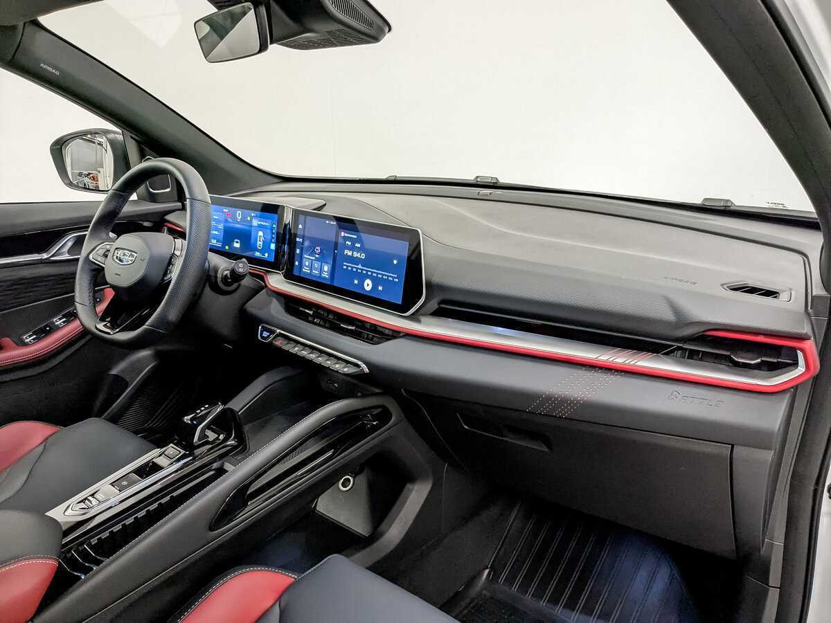 Geely Coolray, 2024 Фото №11