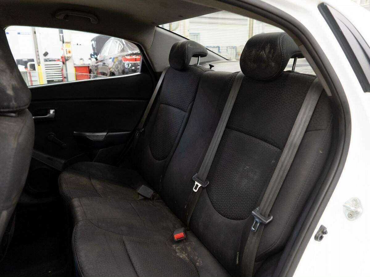 Kia Rio, 2016 Фото №7