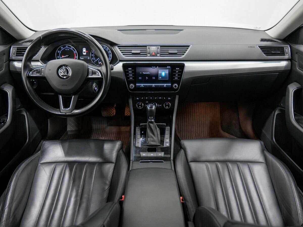 Skoda Superb, 2018 Фото №11