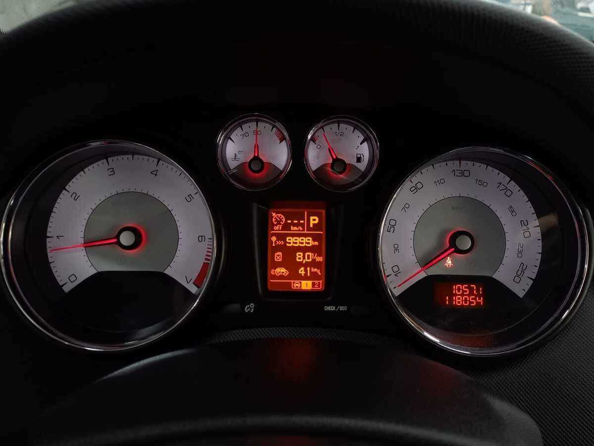 Peugeot 408, 2016 Фото №12