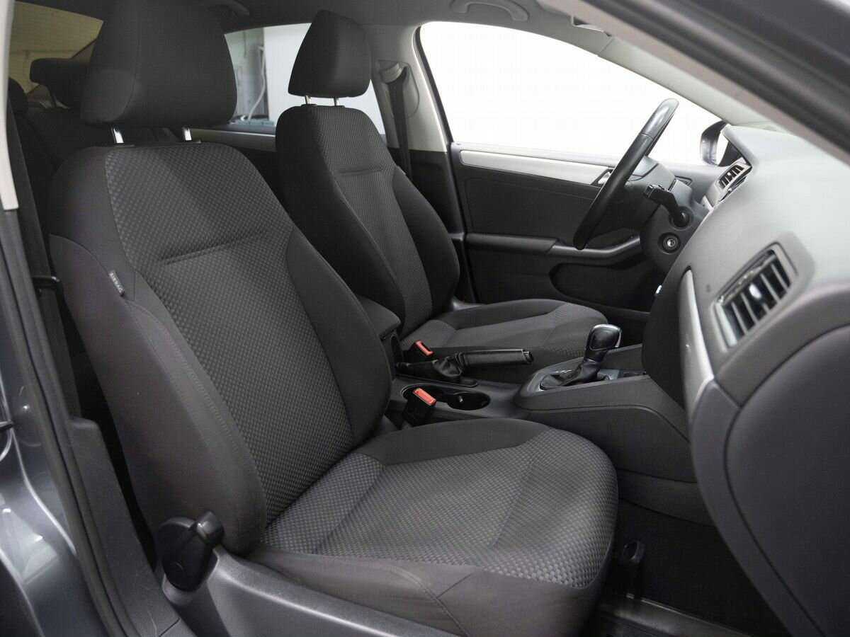 Volkswagen Jetta, 2012 Фото №11