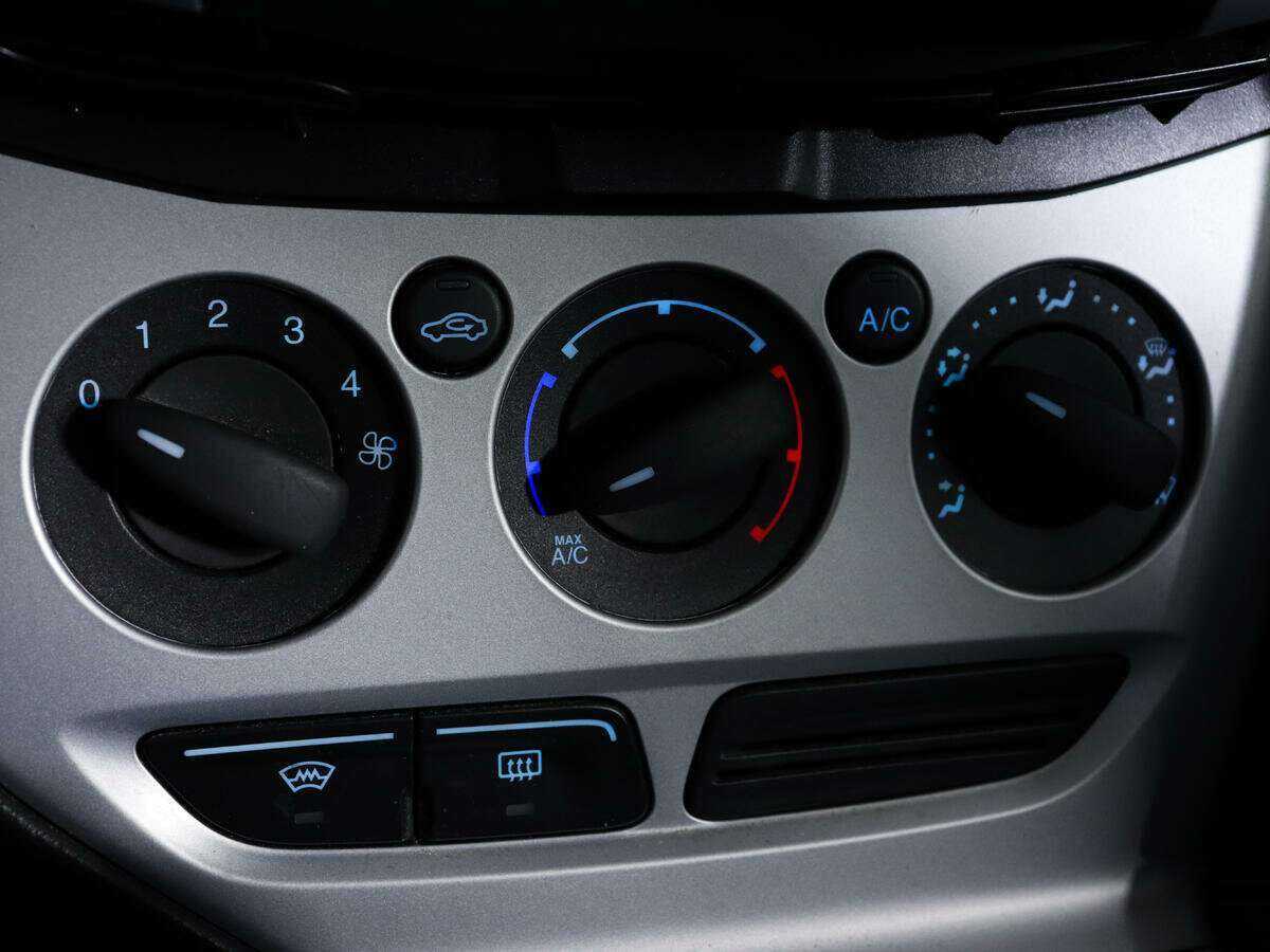 Ford Focus, 2012 Фото №14