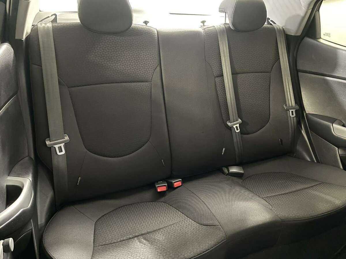 Kia Rio, 2017 Фото №14