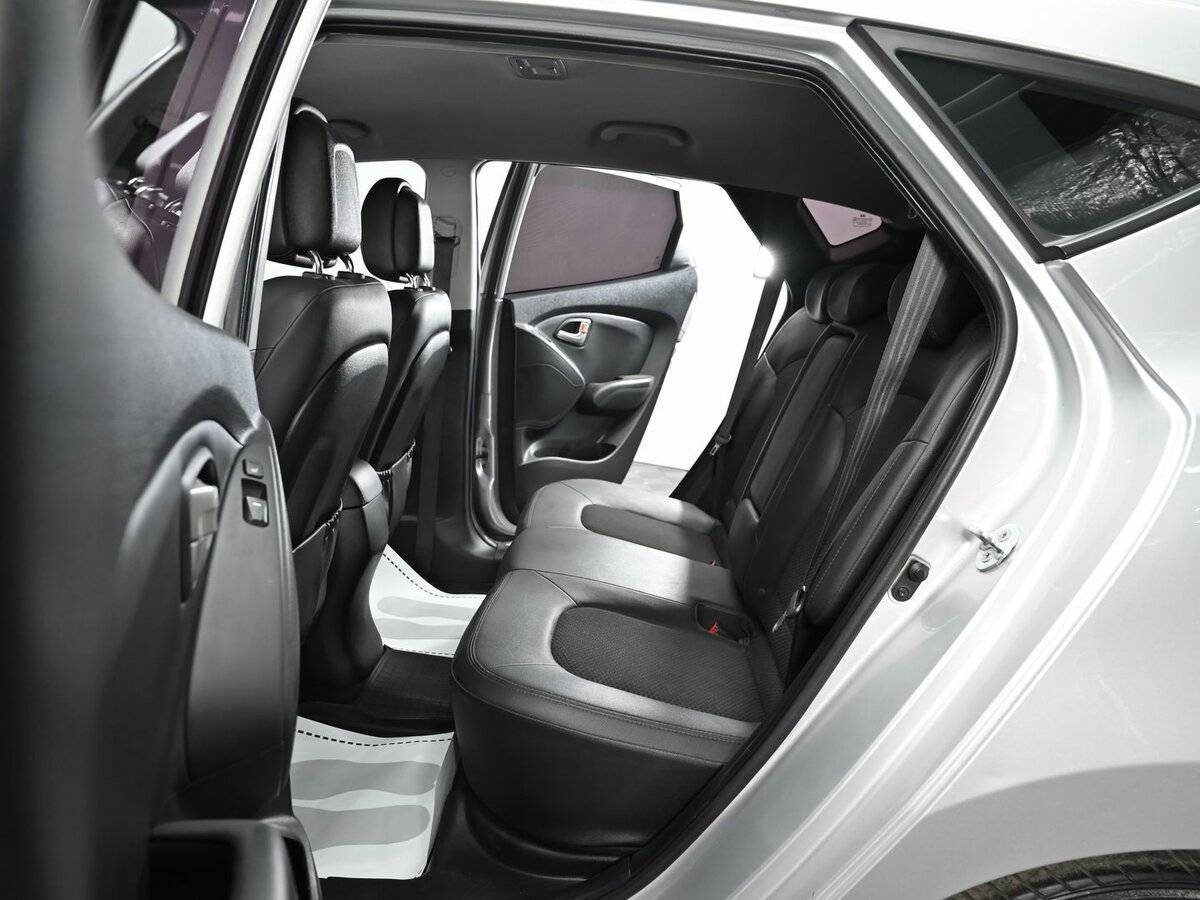 Hyundai ix35, 2012 Фото №14