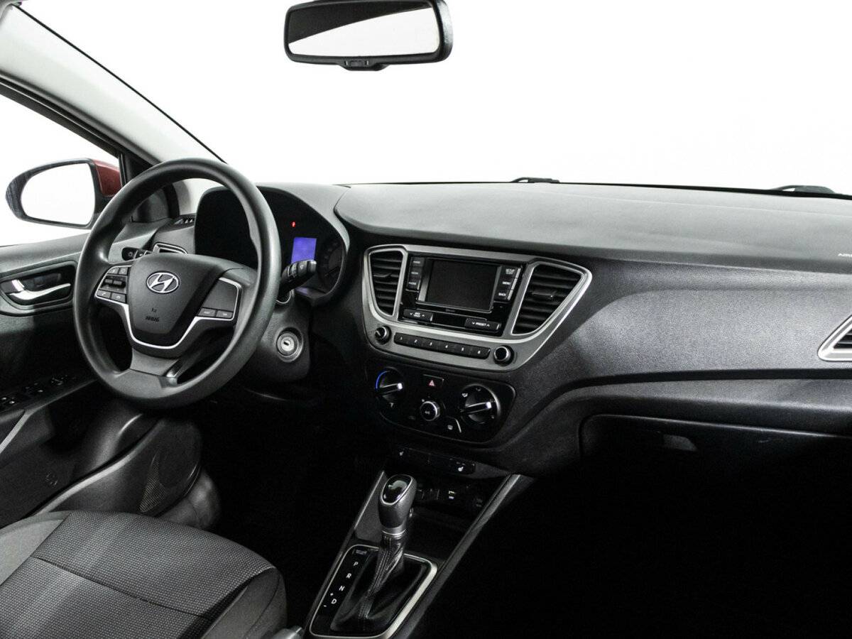 Hyundai Solaris II Рестайлинг, 2021 Фото №9