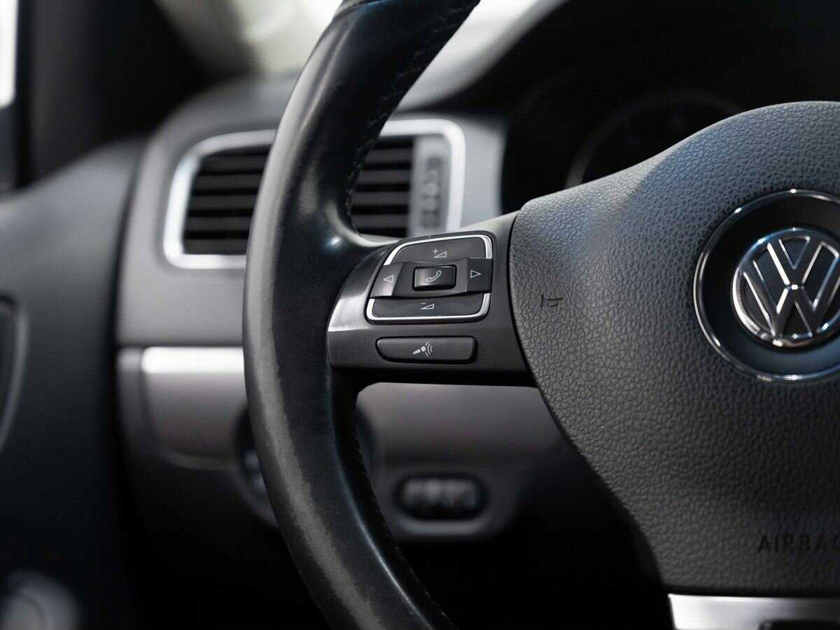 Volkswagen Jetta, 2012 Фото №15