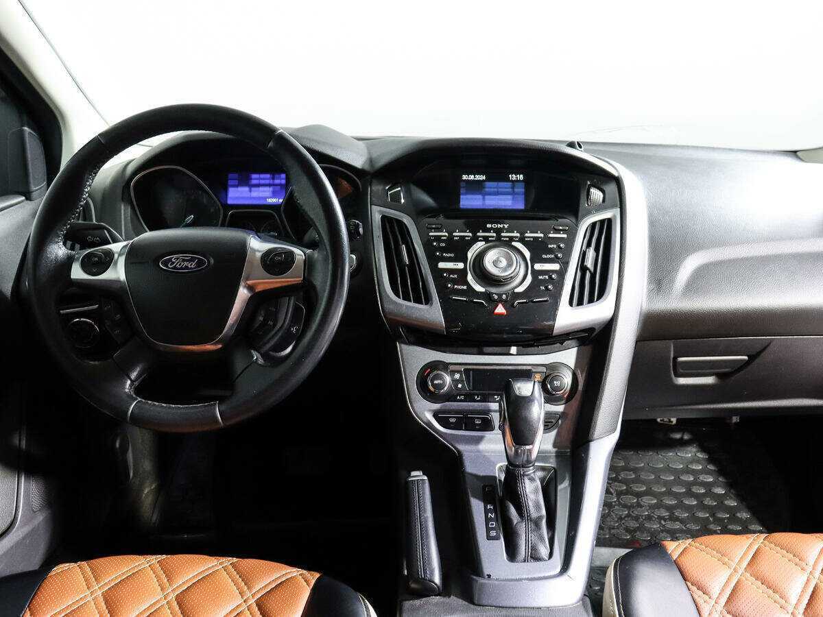 Ford Focus, 2012 Фото №12