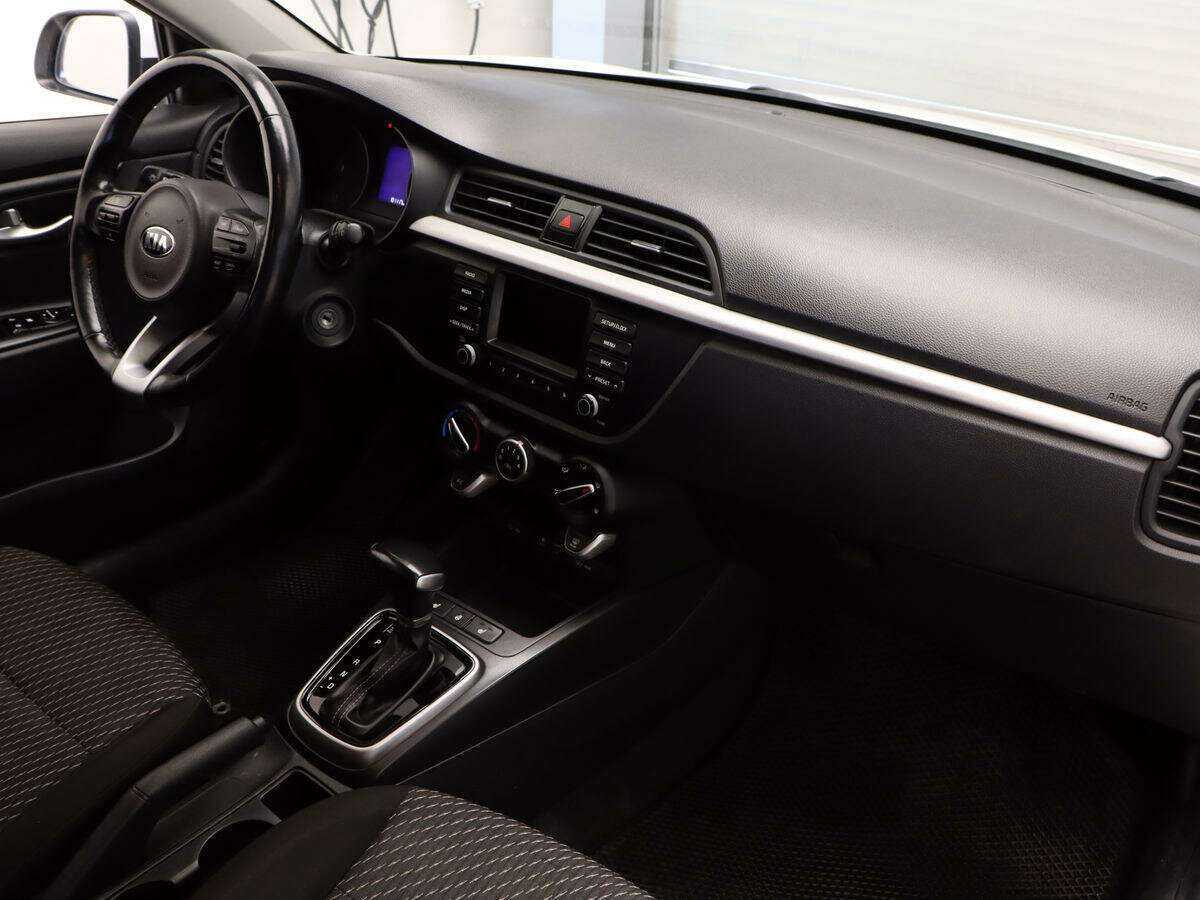 Kia Rio, 2018 Фото №7