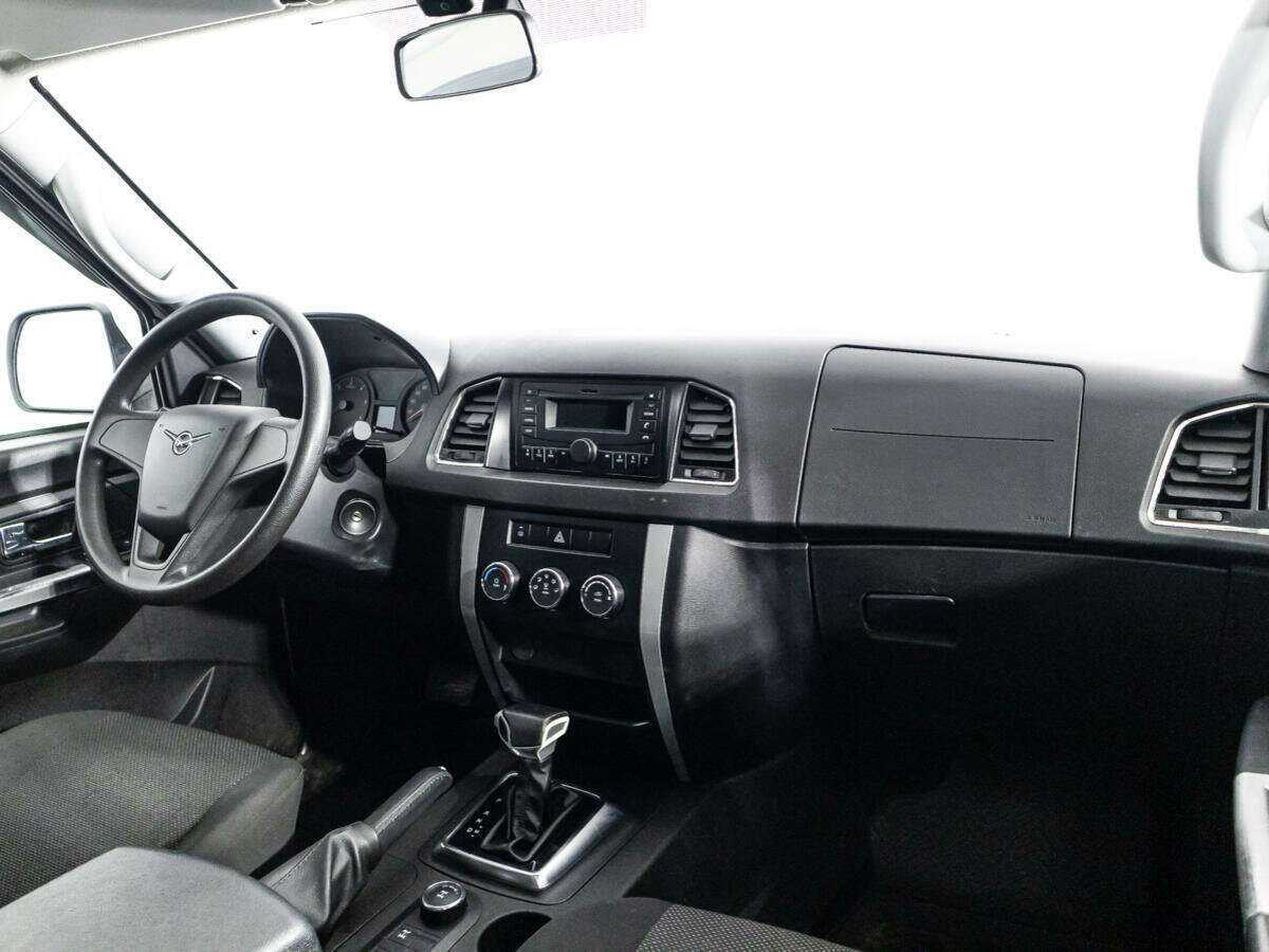 УАЗ Patriot, 2019 Фото №9