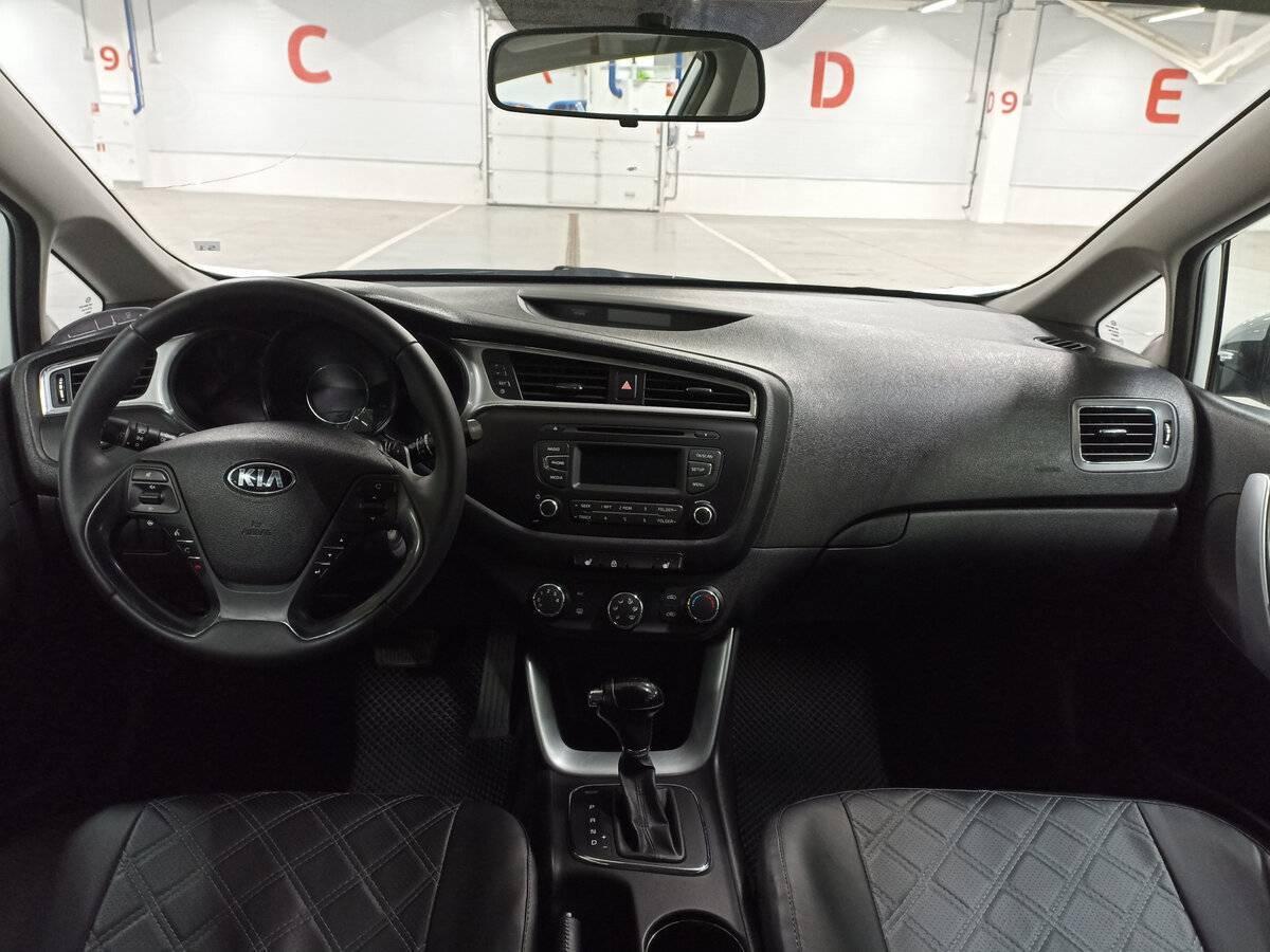 Kia Ceed, 2015 Фото №14