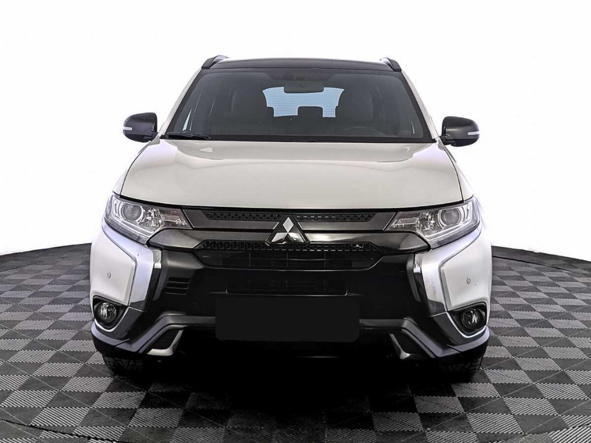 Mitsubishi Outlander, 2022 Фото №2