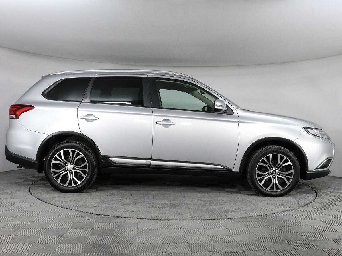 Mitsubishi Outlander, 2017 Фото №4