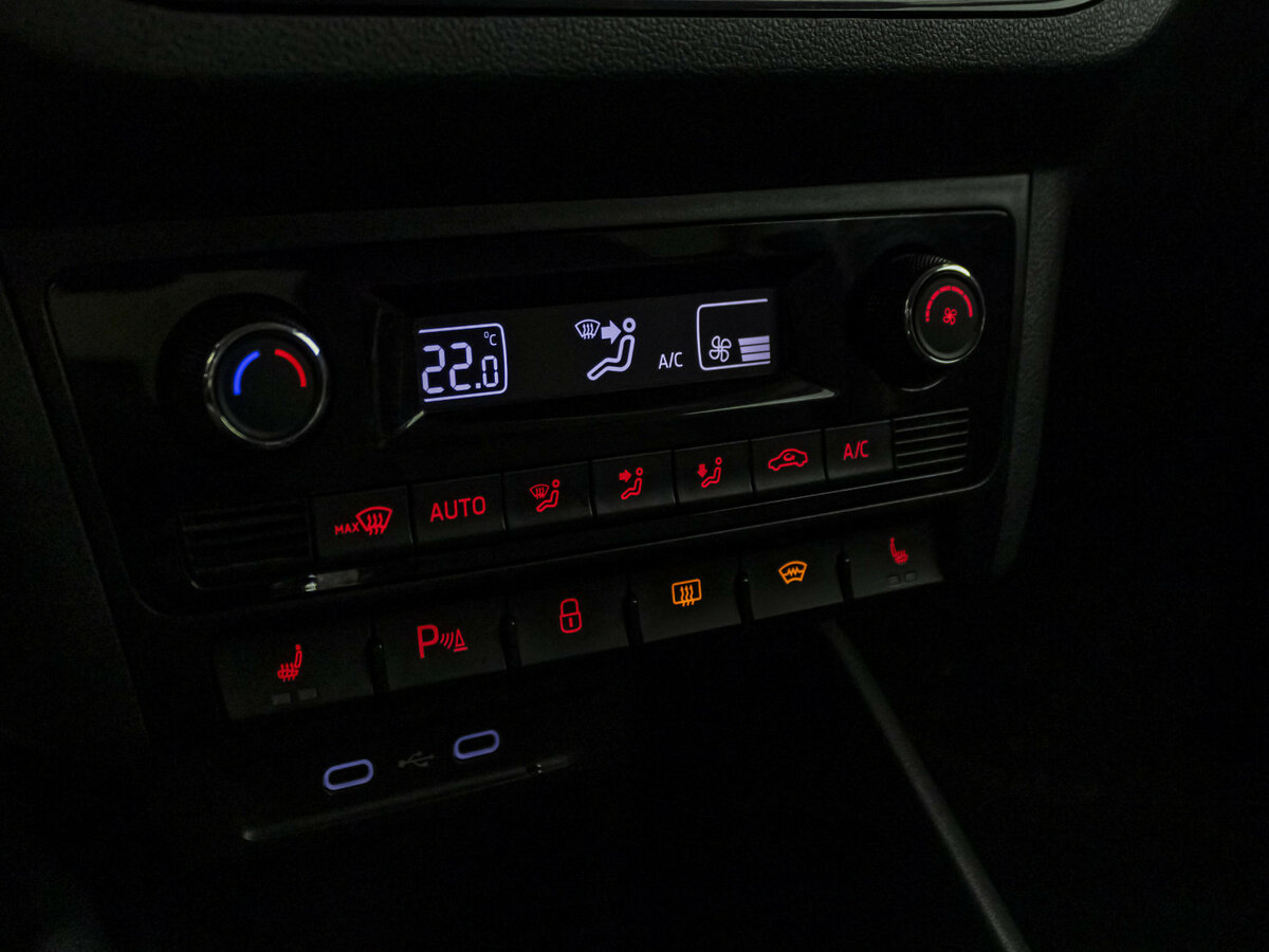 Volkswagen Polo VI, 2020 Фото №14