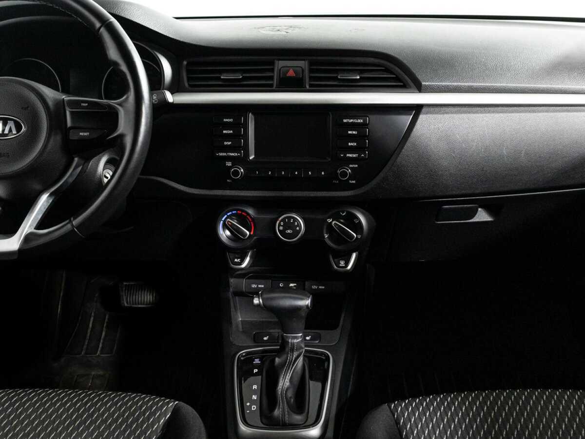 Kia Rio X-Line, 2019 Фото №14