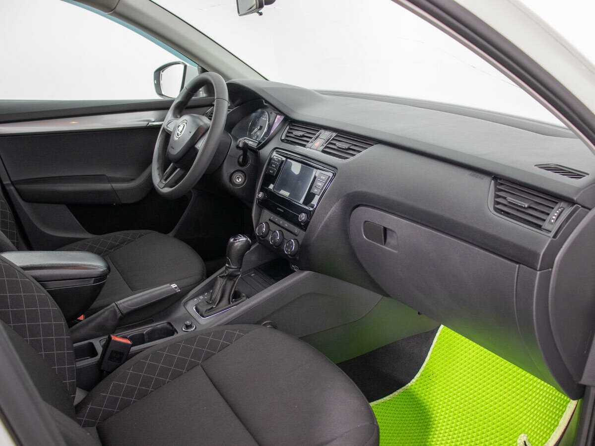 Skoda Octavia, 2018 Фото №9