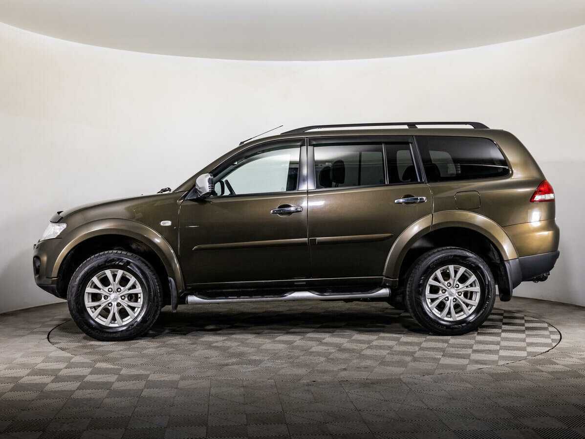 Mitsubishi Pajero Sport, 2015 Фото №8