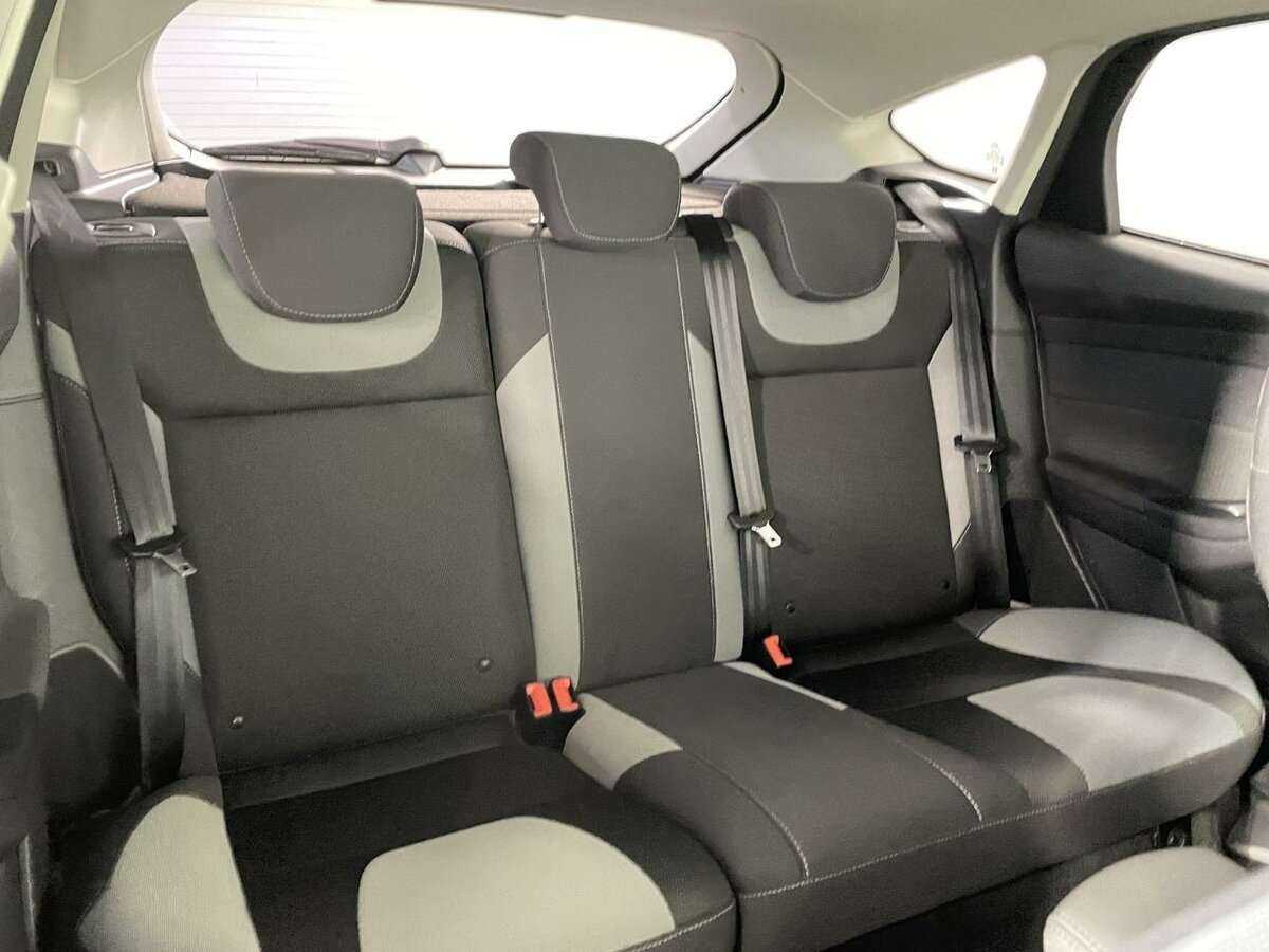 Ford Focus, 2012 Фото №14