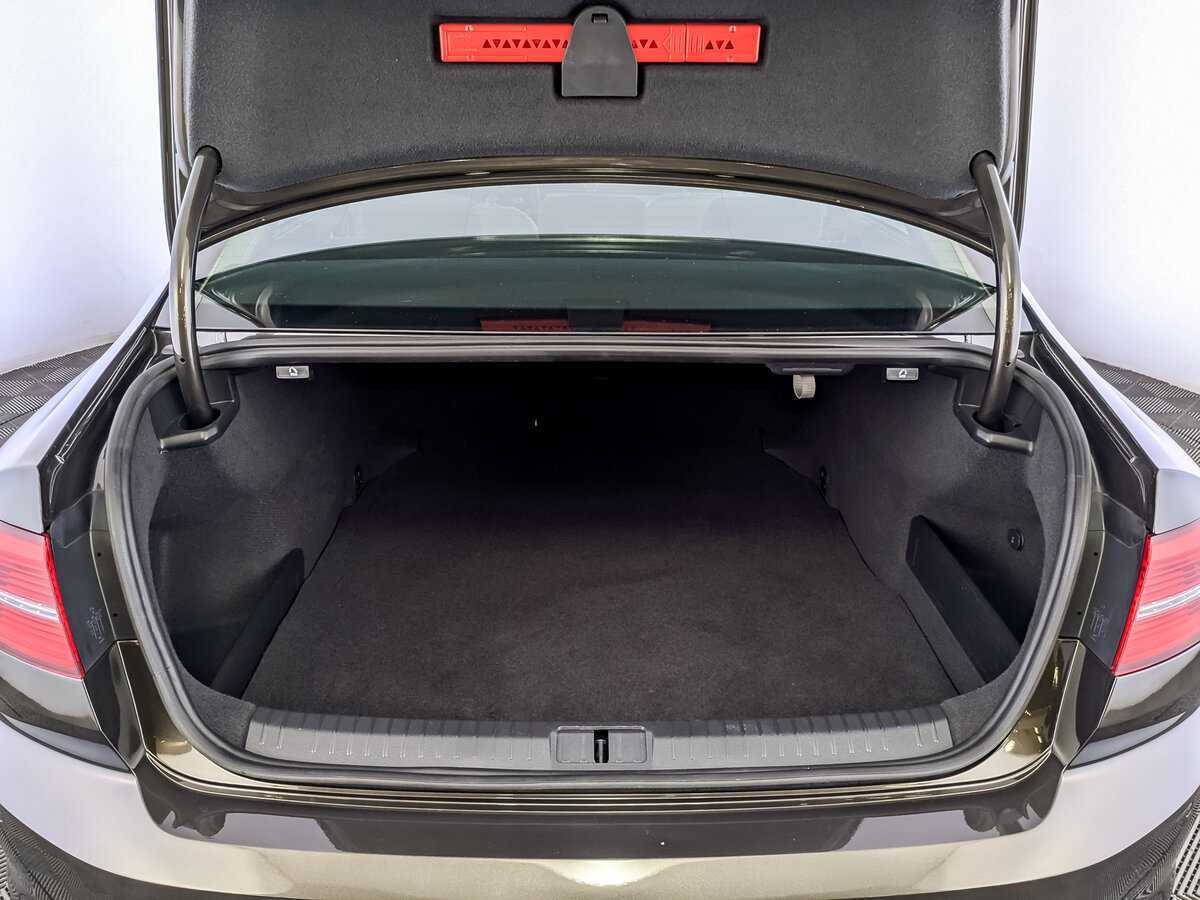 Volkswagen Passat, 2017 Фото №10