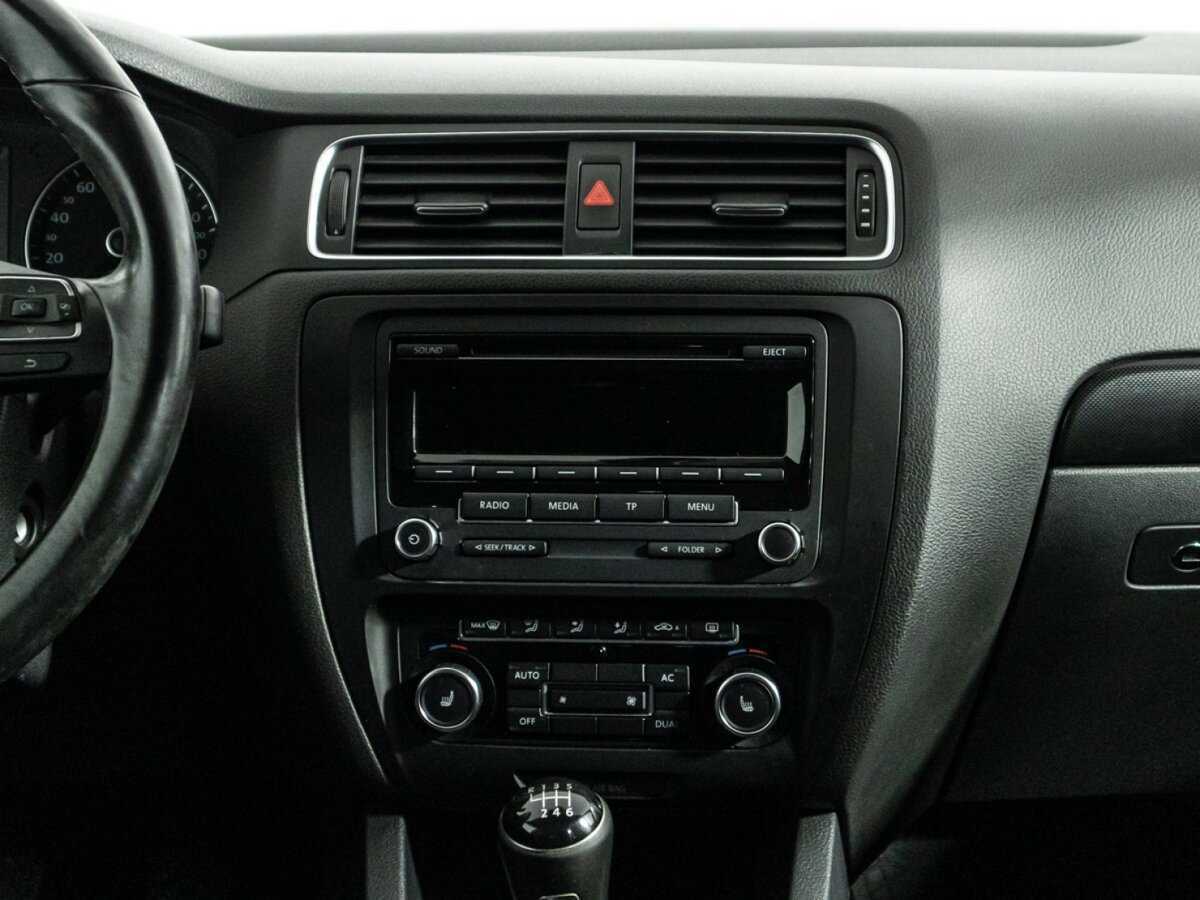 Volkswagen Jetta, 2012 Фото №14