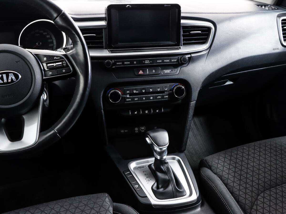 Kia Ceed, 2019 Фото №11