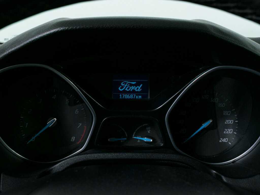 Ford Focus, 2012 Фото №11