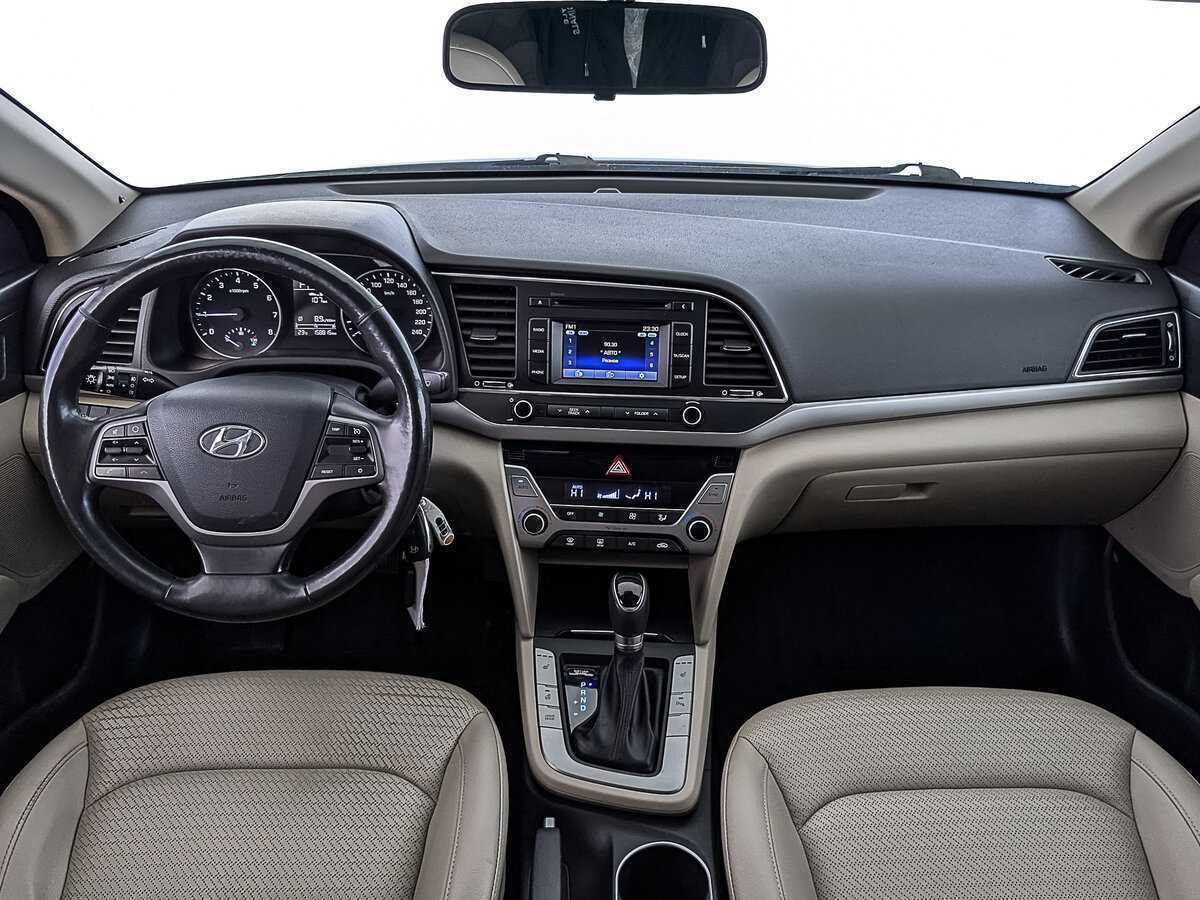 Hyundai Elantra, 2017 Фото №14