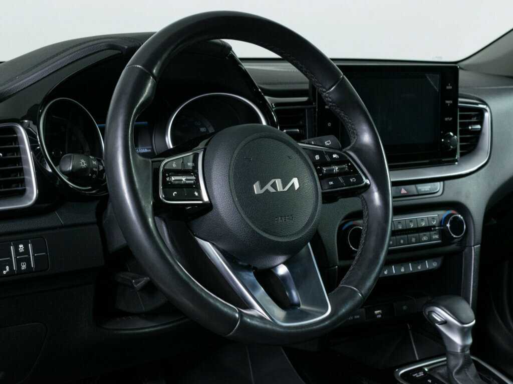 Kia Ceed, 2022 Фото №12