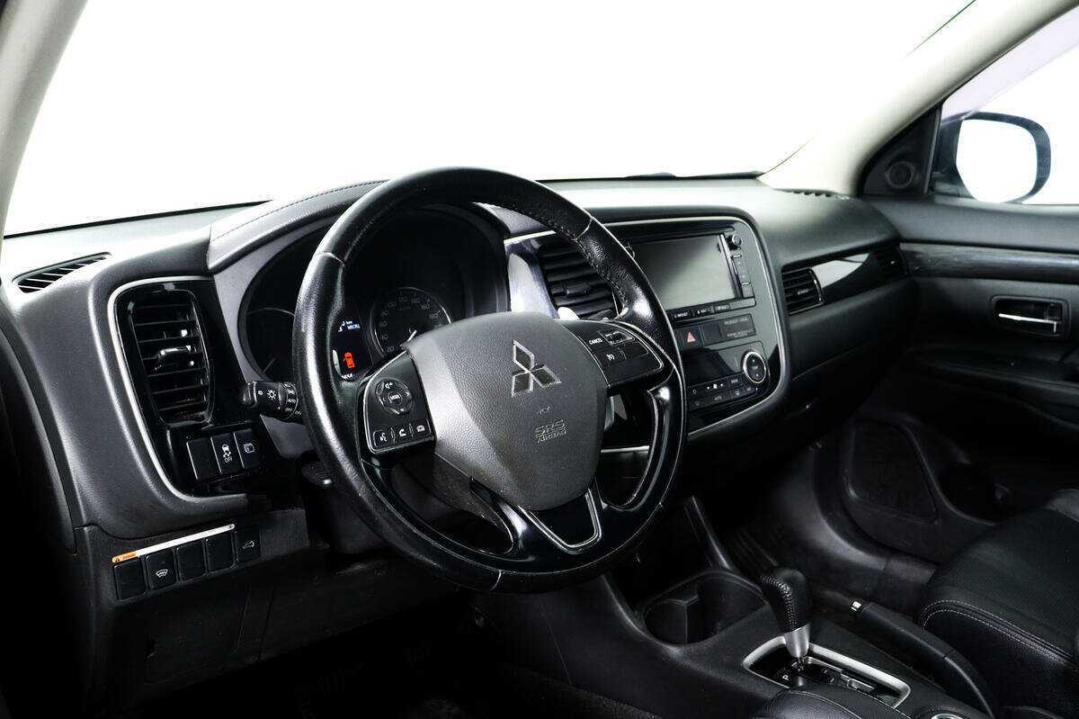 Mitsubishi Outlander, 2016 Фото №13
