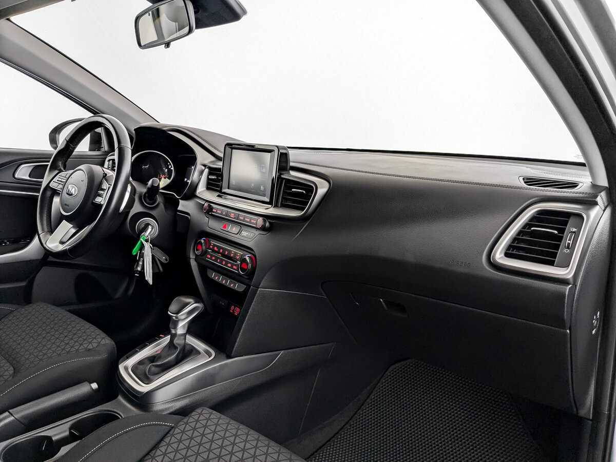 Kia Ceed, 2019 Фото №9
