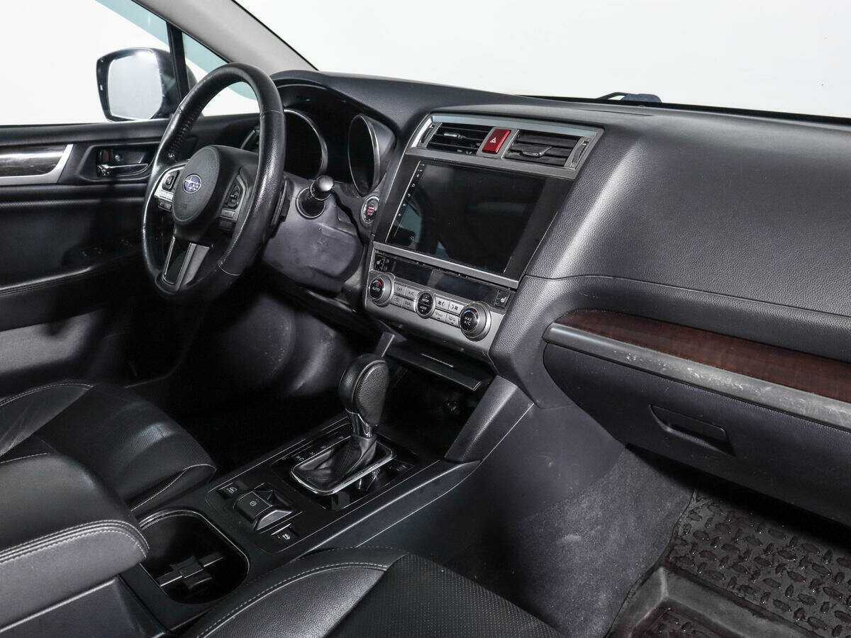 Subaru Outback, 2017 Фото №8