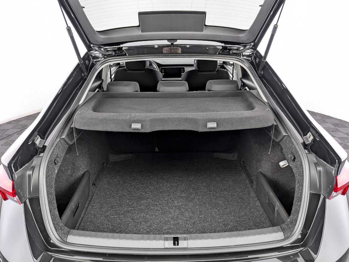 Skoda Octavia, 2021 Фото №10