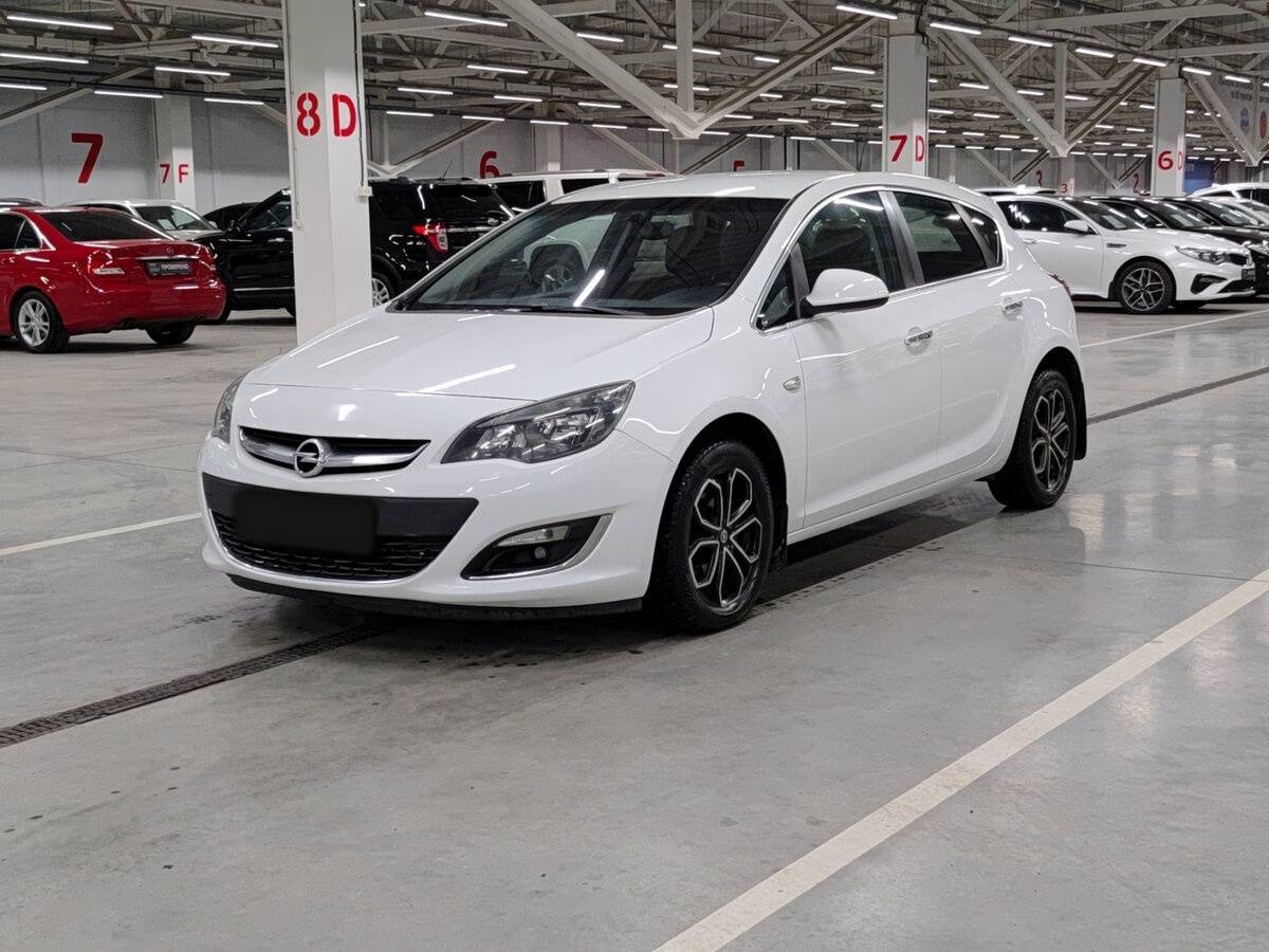 Opel Astra J Рестайлинг, 2013 Фото №1