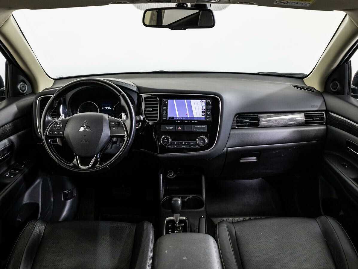 Mitsubishi Outlander, 2015 Фото №11