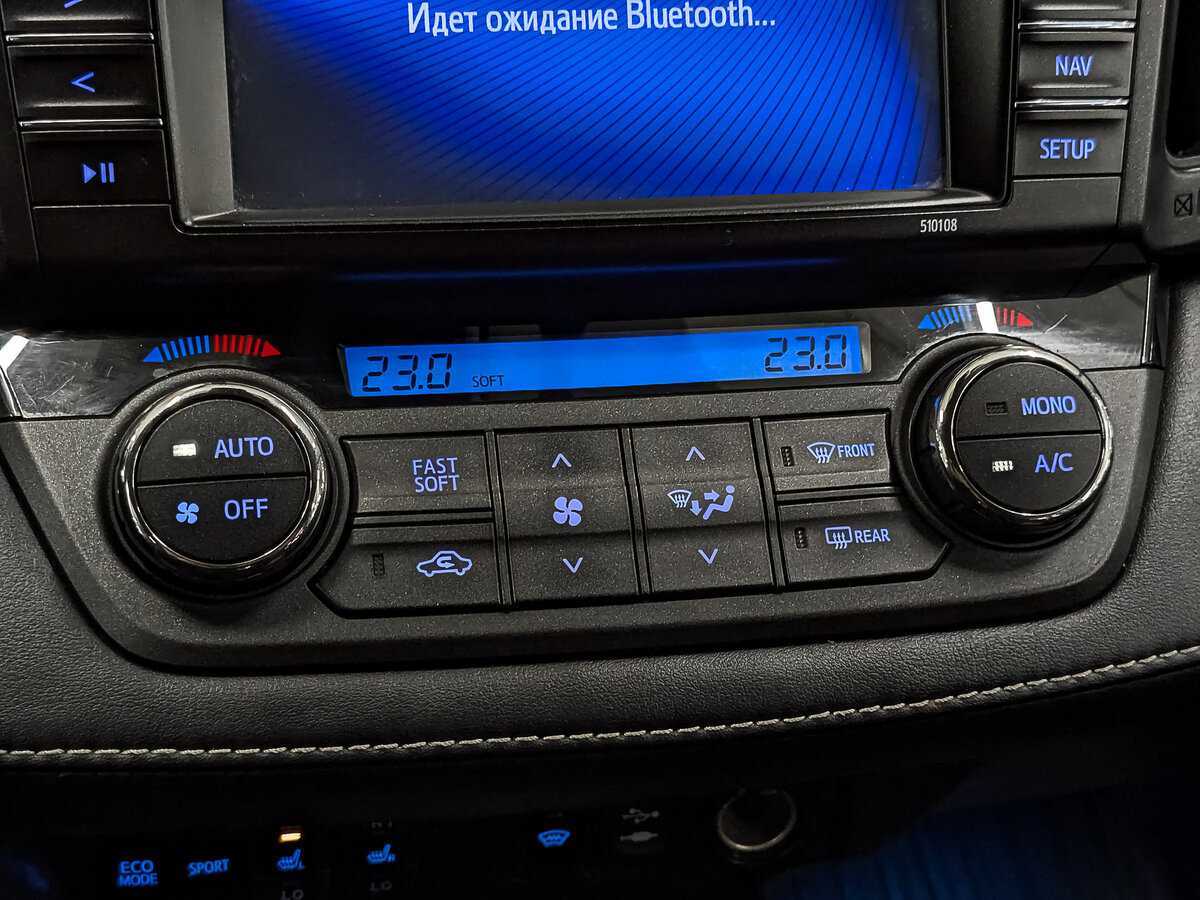 Toyota RAV4, 2017 Фото №21