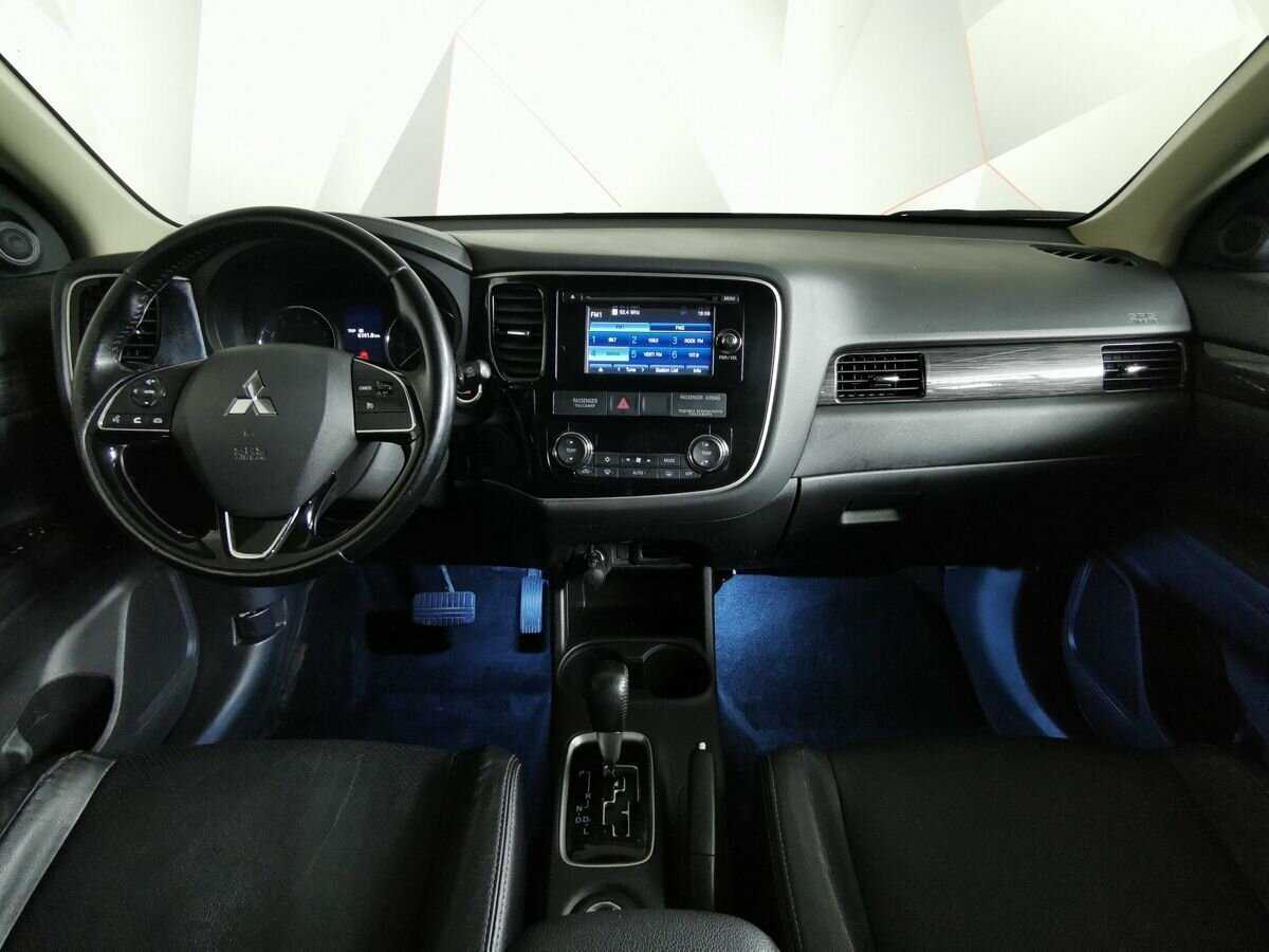 Mitsubishi Outlander, 2016 Фото №10