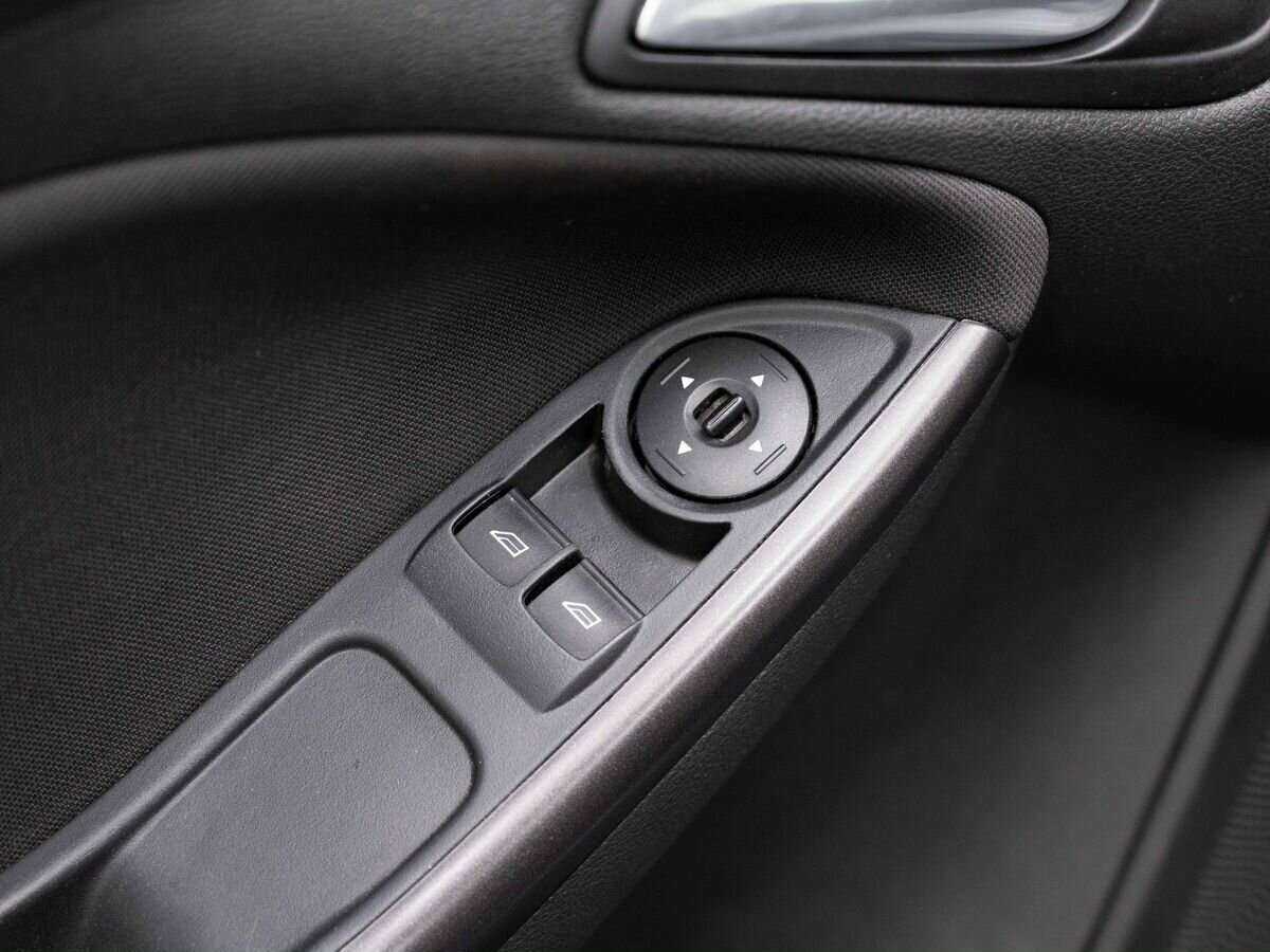 Ford Focus, 2019 Фото №17