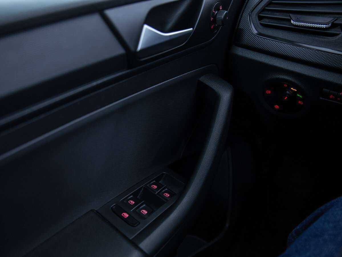 Volkswagen Polo, 2020 Фото №15