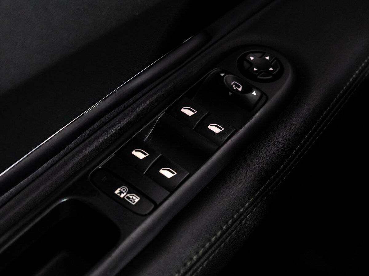 Peugeot 3008 I Рестайлинг, 2014 Фото №19