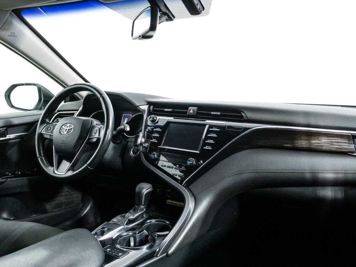 Toyota Camry, 2019 Фото №9
