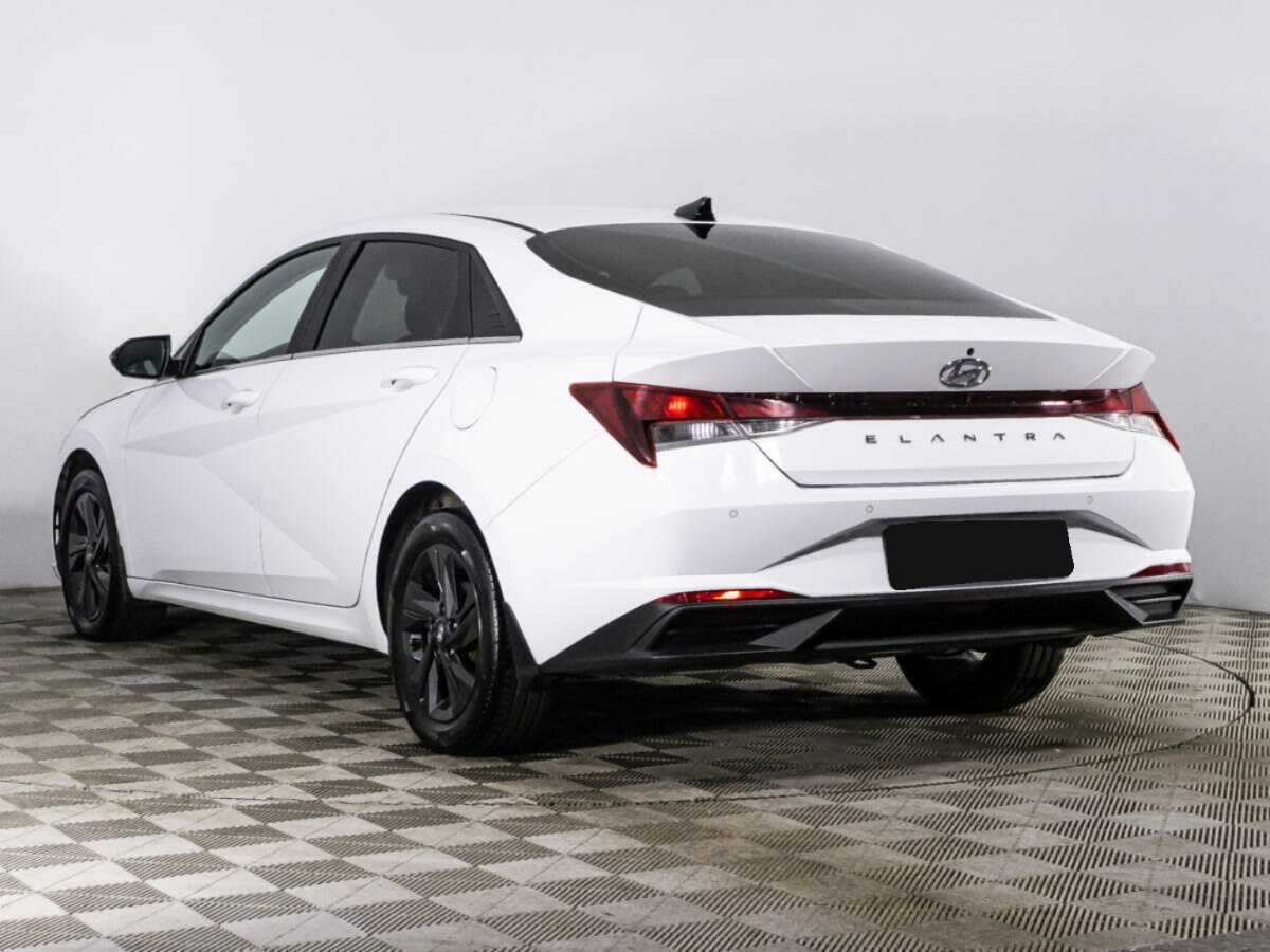 Hyundai Elantra, 2021 Фото №7