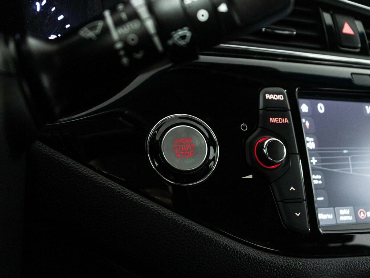 Kia Ceed II Рестайлинг, 2018 Фото №18