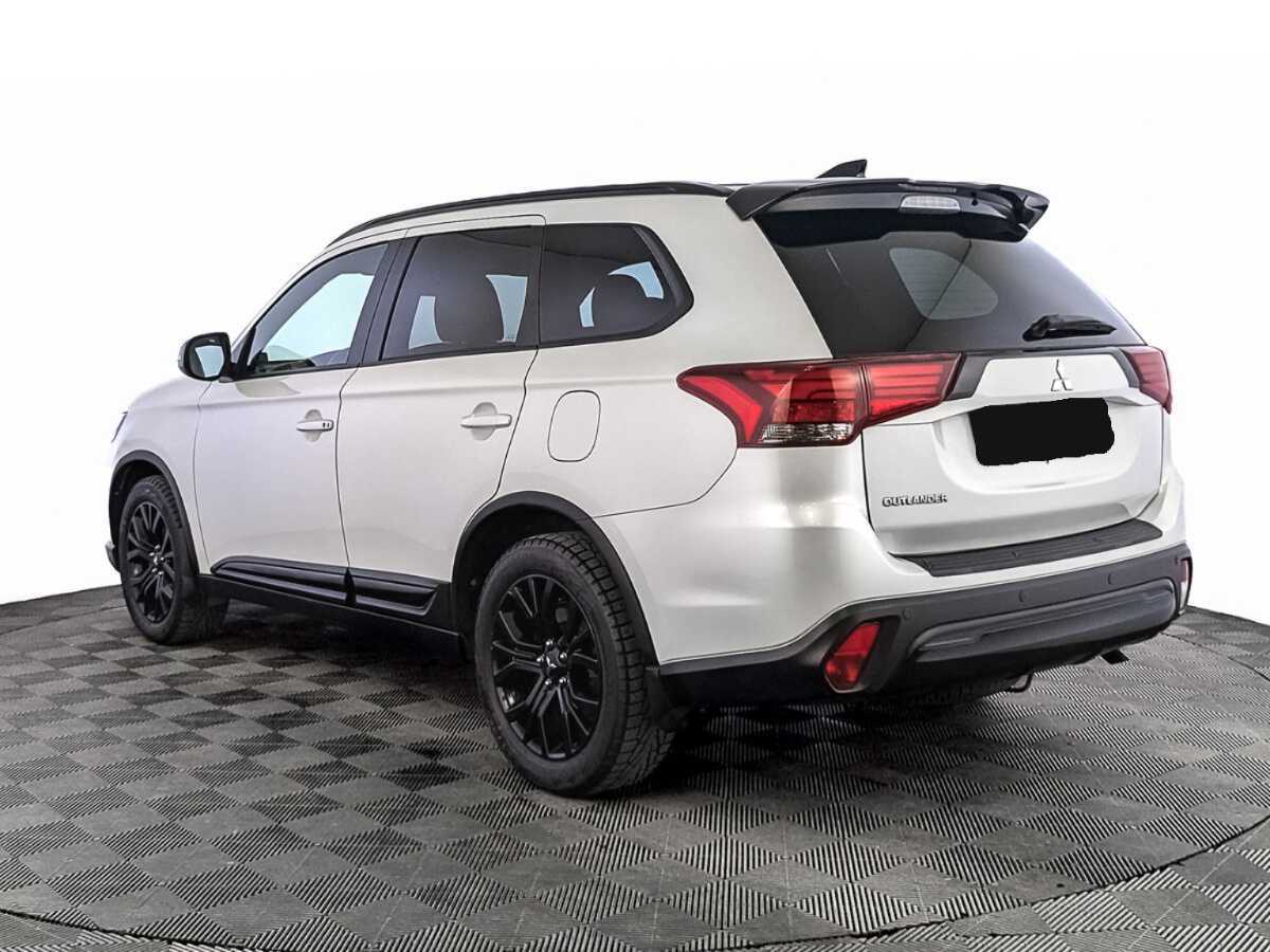 Mitsubishi Outlander, 2022 Фото №7
