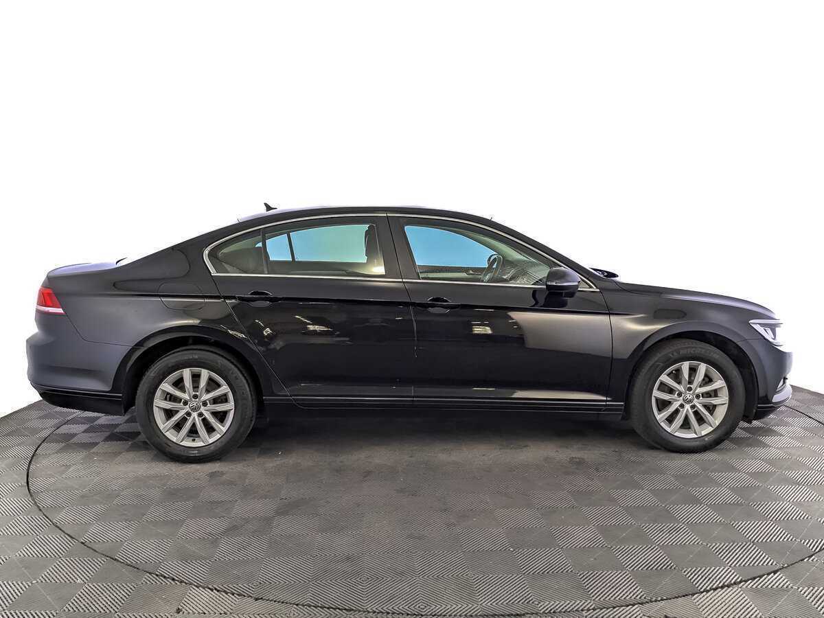 Volkswagen Passat, 2018 Фото №4