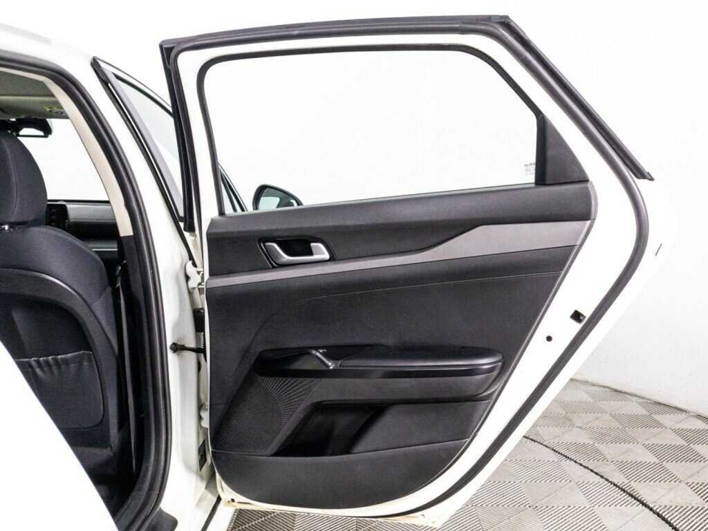 Kia K5, 2021 Фото №28