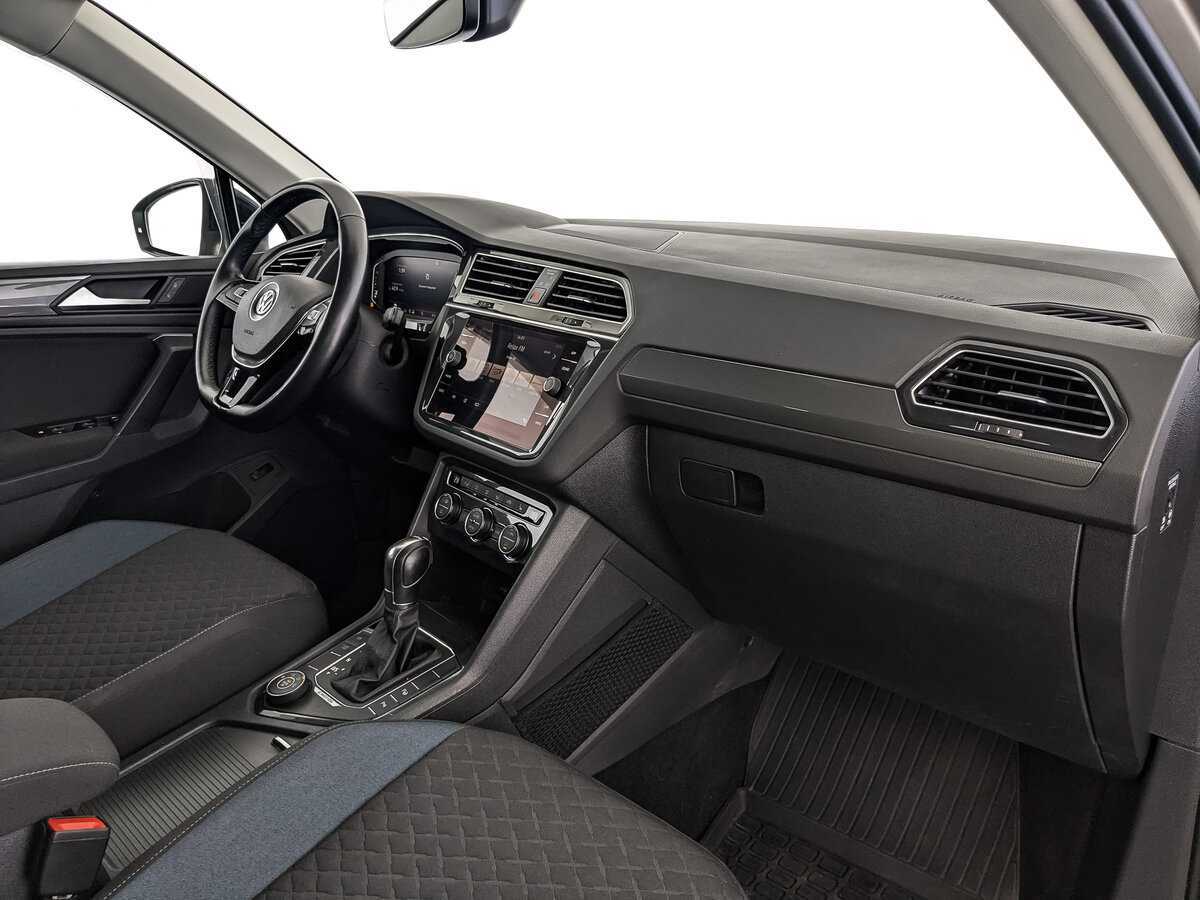 Volkswagen Tiguan, 2019 Фото №9