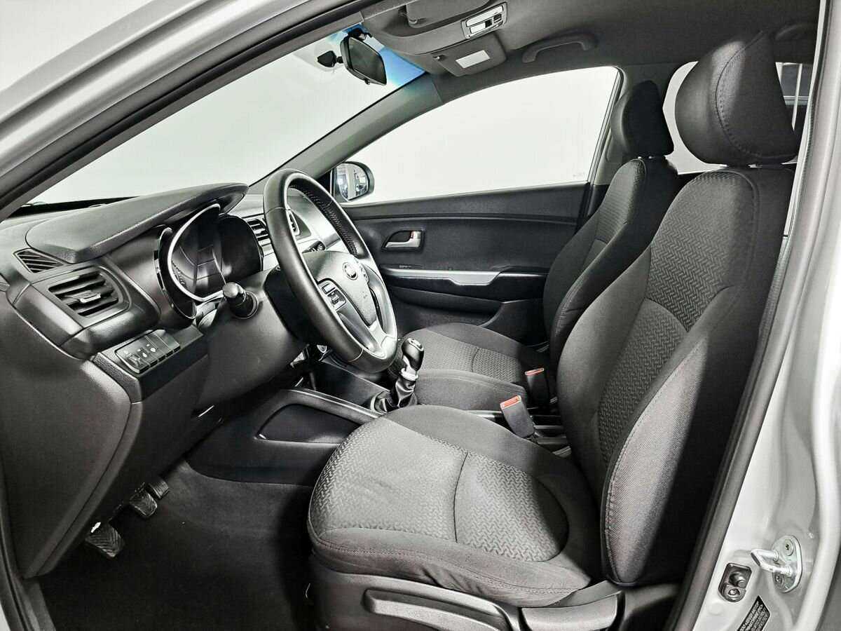 Kia Rio, 2017 Фото №12